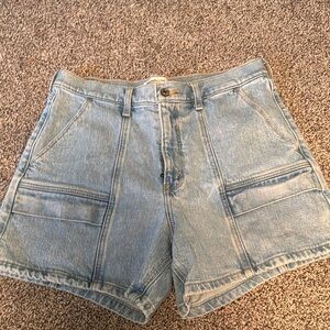 ABERCROMBIE The Dad Short Denim Short